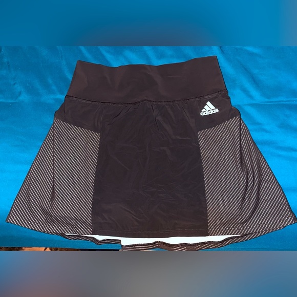 adidas Dresses & Skirts - Adidas Golf / Tennis Skort
